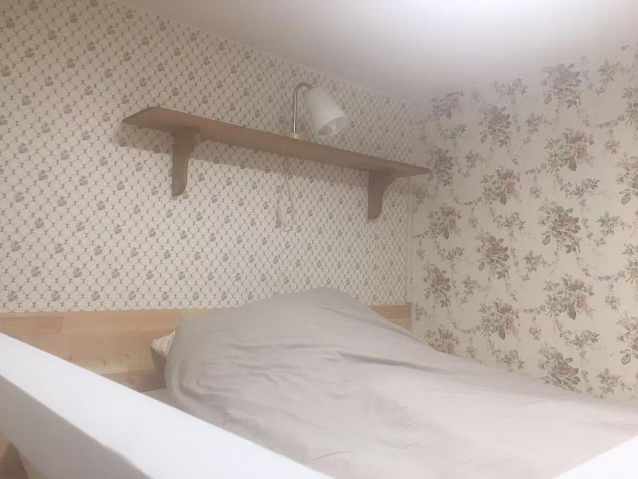 Haterleigh Heritage Inn Виктория Экстерьер фото